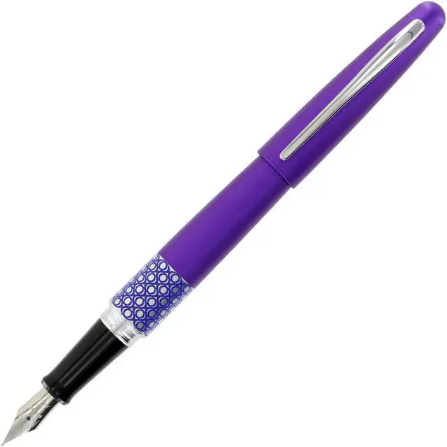Main image of Pilot Pen MR Retro Pop Collection Fountain Pen Fine 0.7 mm Black Ink PIL91434