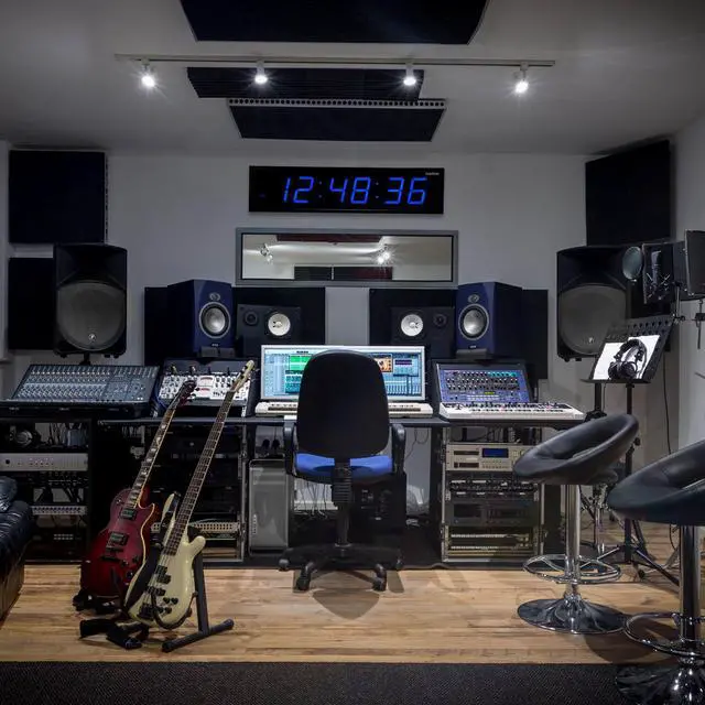 Alt view image 4 of 7 - Ivation Huge Large Big Oversized Digital LED Clock - Shelf or Wall Mount (24 Inch - Blue) | 6-Level Brightness, Mounting Holes & Hardware