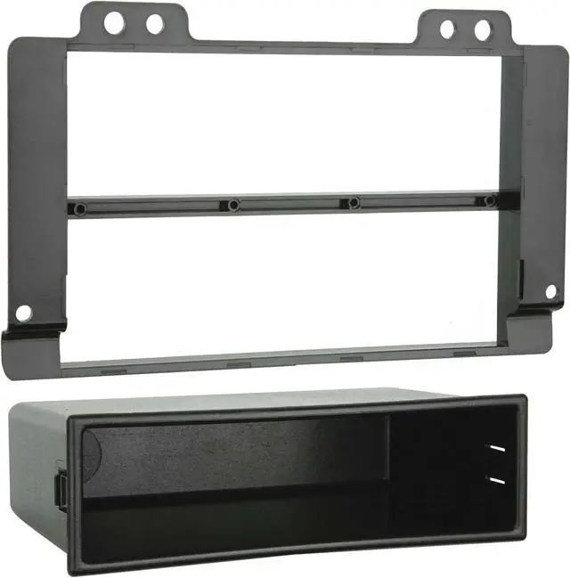 Main image of Metra 999401 Dash Kit For 04-06 Land Rover Freelander