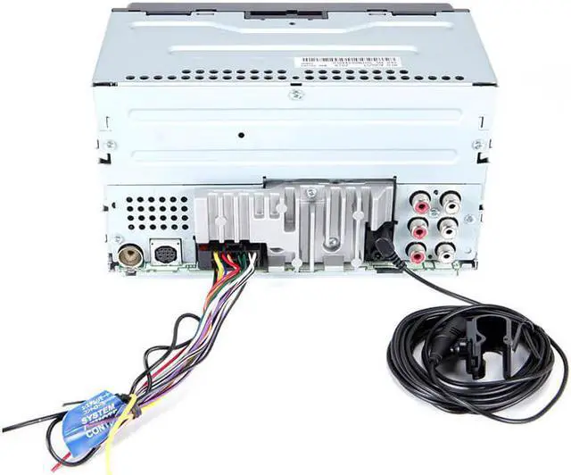 Alt view image 4 of 13 - Pioneer MVH-S622BS Digital Media