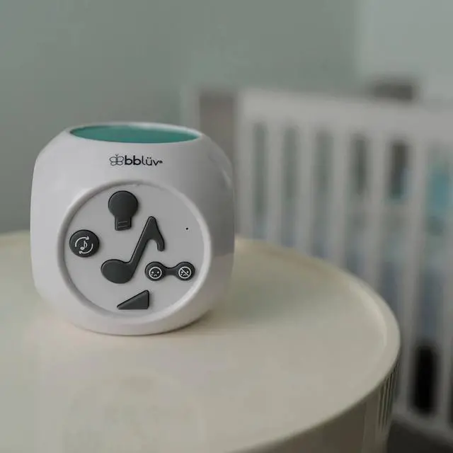 Alt view image 3 of 4 - bbluv B0137 Kube Sound Activated Musical Nightlight with Projection