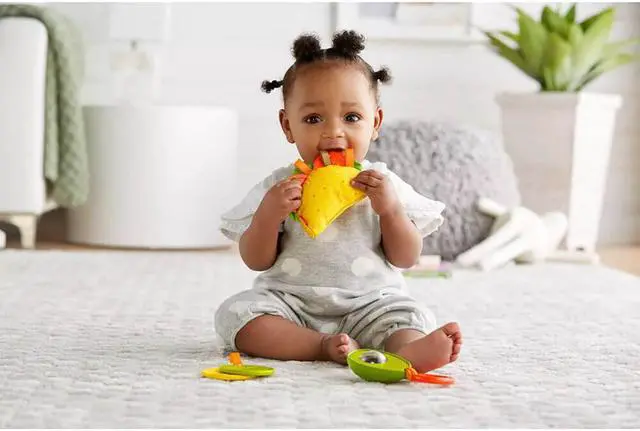 Alt view image 8 of 10 - Fisher-Price Taco Tuesday Gift Set