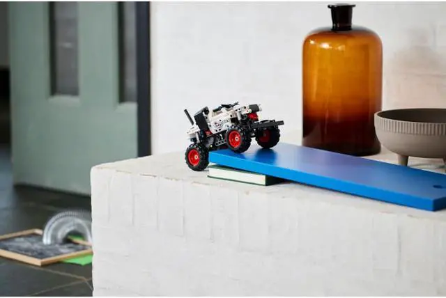 Alt view image 7 of 9 - LEGO Technic Monster Jam Monster Mutt Dalmatian