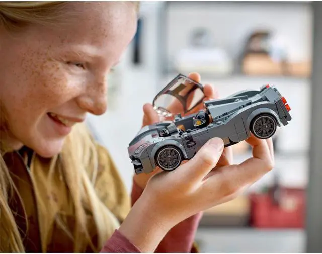 Alt view image 6 of 13 - LEGO 76915 Speed Champions Pagani Utopia Hypercar