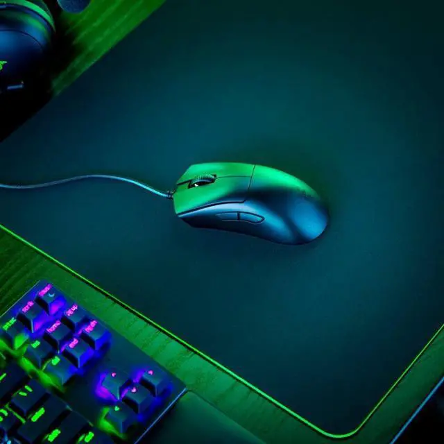 Alt view image 7 of 7 - Razer DeathAdder V3 Wired Ergonomic Gaming Mouse - Black
