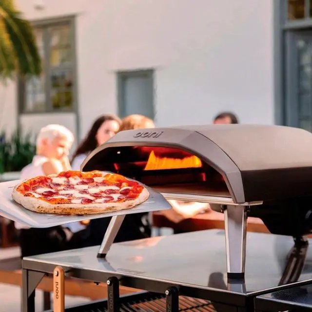 Alt view image 6 of 7 - Ooni Koda 16 Gas Powered Outdoor Pizza Oven
