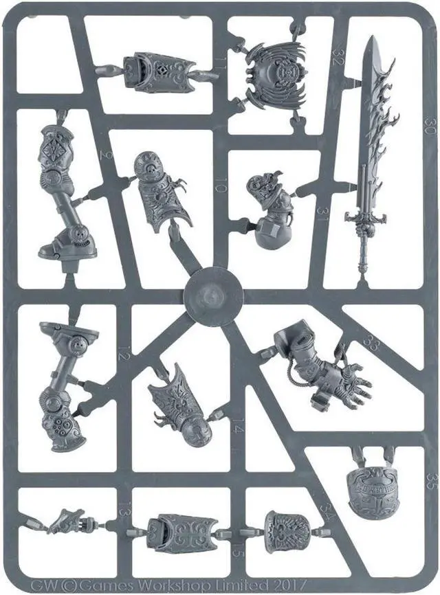 Alt view image 4 of 6 - Games Workshop Warhammer 40K: Roboute Guilliman