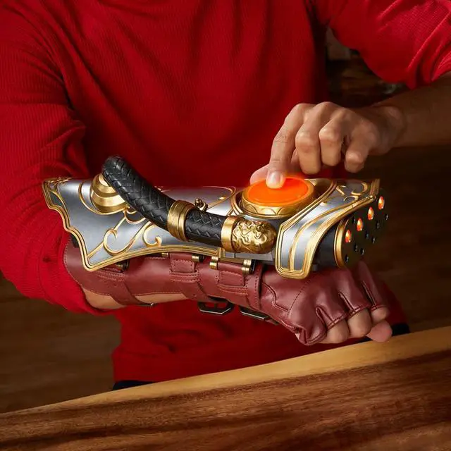 Alt view image 5 of 6 - Hasbro F6130 Magic The Gathering Chandra Pyromancers Gauntlet Roleplay Collectible