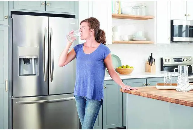 Alt view image 3 of 4 - Electrolux EWF02 Pure Advantage Ultra Water Filter - Single - White