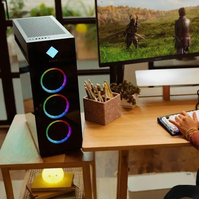 Alt view image 3 of 5 - HP Omen GT22-3060 Gaming Desktop - Intel Core Ultra 7 265K - 32 GB - 1 TB SSD - Intel Z890 Chip - Windows 11 Pro - NVIDIA GeForce RTX 5070 Ti 16 GB GDDR7 - IEEE 802.11ax - 850 W   B9HT7AA#ABA