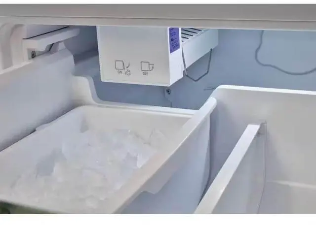 Alt view image 6 of 6 - UNIQUE UGP510LTAC 17.7 Cu. Ft. Ocean Mist Turquoise Classic Retro Counter-Depth Bottom Freezer Refrigerator