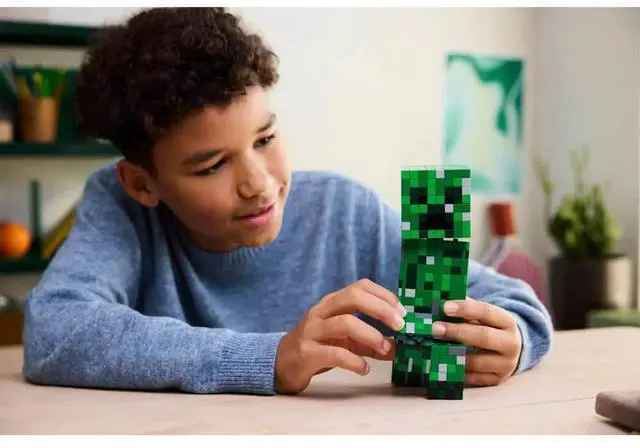 Alt view image 2 of 7 - LEGO 21276 Minecraft The Creeper