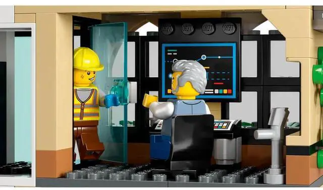 Alt view image 2 of 7 - LEGO 60469 City Train Station