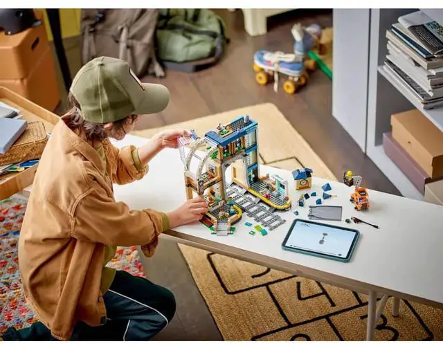Alt view image 5 of 7 - LEGO 60469 City Train Station