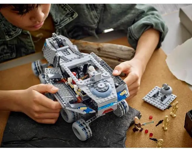 Alt view image 5 of 7 - LEGO 75413 Star Wars: The Clone Wars Republic Juggernaut