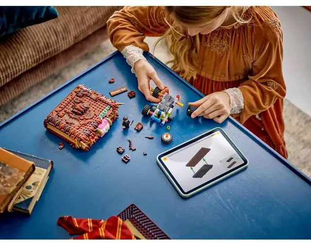 Alt view image 3 of 7 - LEGO 76449 Harry Potter Chomping Monster Book of Monsters