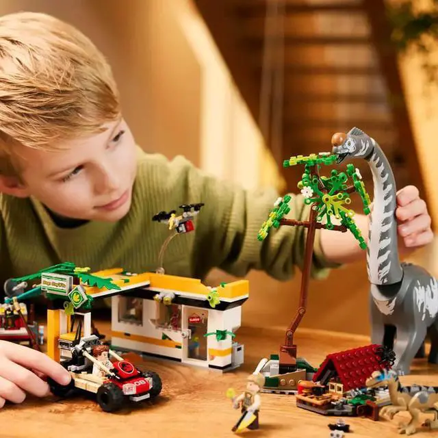 Alt view image 2 of 7 - LEGO 76973 Jurassic World Raptor and Titanosaurus Tracking Mission