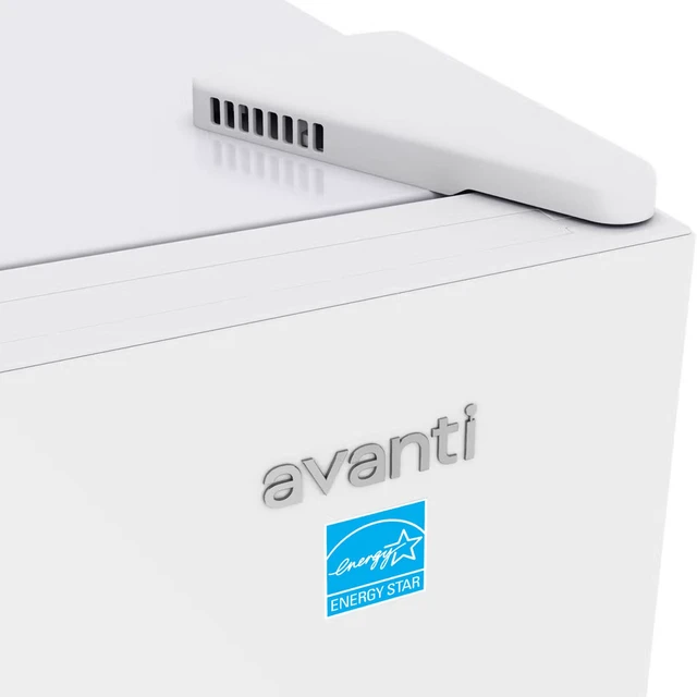 Alt view image 4 of 7 - Avanti AV230VFLJM0W 23 Cu. Ft. White Convertible Upright Garage Ready Refrigerator / Freezer
