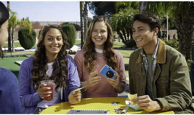 Alt view image 10 of 20 - Canon Ivy Cliq Instant Digital Camera - Bumblebee Yellow