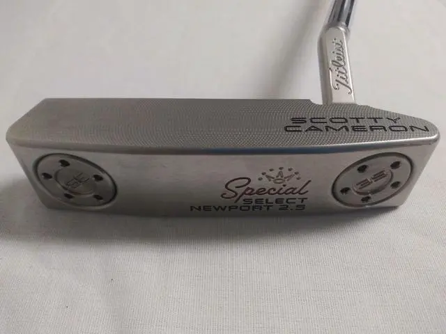 Main image of Scotty Cameron Special Select Newport 2.5 Putter