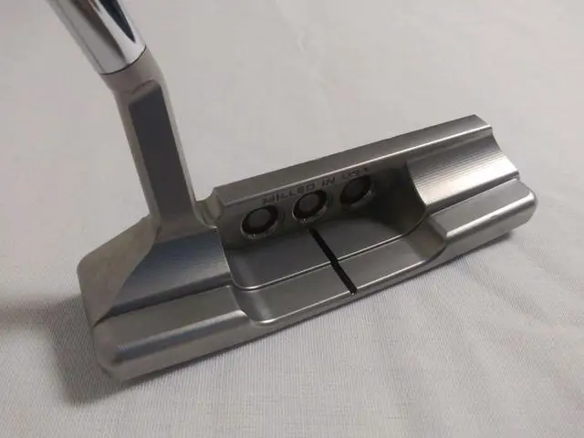 Alt view image 2 of 4 - Scotty Cameron Special Select Newport 2.5 Putter