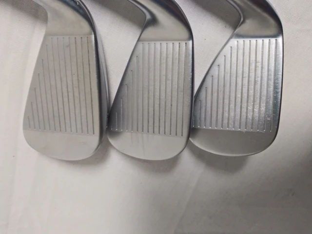 Alt view image 2 of 5 - Callaway Apex 21 Iron Set