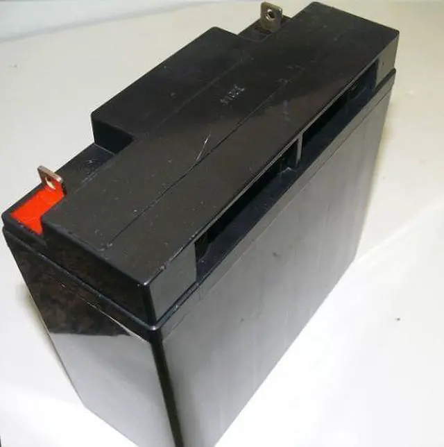Alt view image 3 of 4 - PowerStar PS12-22-257 Black & Decker Jus500ib 500 Amp Jump Starter With Inflator - Battery