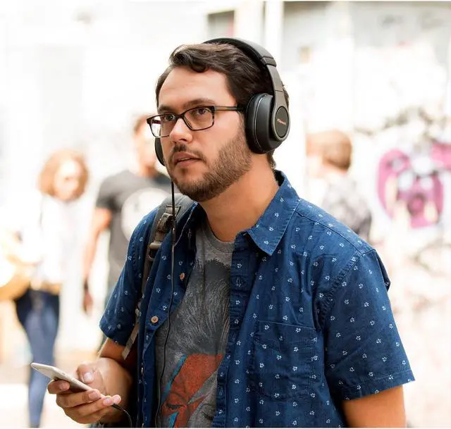 Alt view image 2 of 7 - Klipsch Reference Over-Ear Headphones - Black