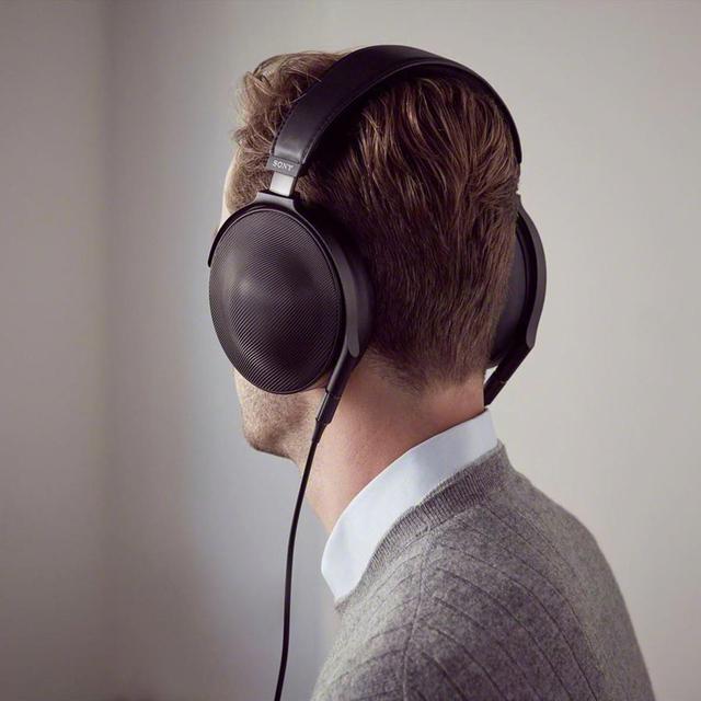 Alt view image 6 of 17 - Sony MDR-Z1R Signature Series Over-Ear Headphones