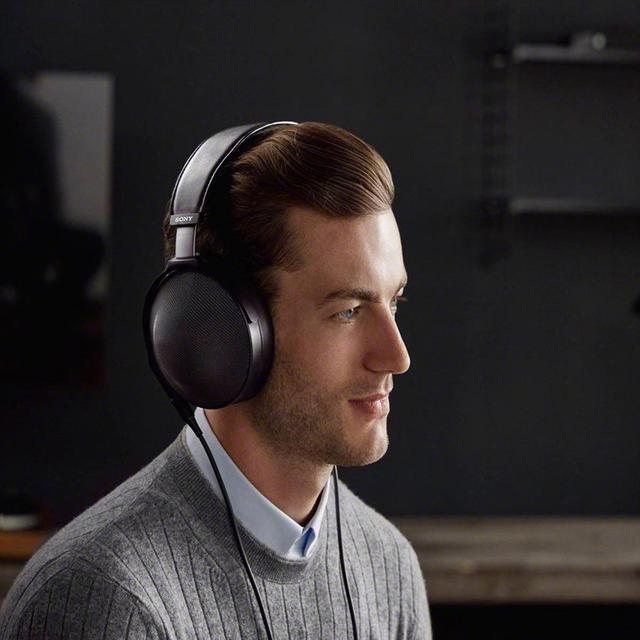 Alt view image 5 of 17 - Sony MDR-Z1R Signature Series Over-Ear Headphones