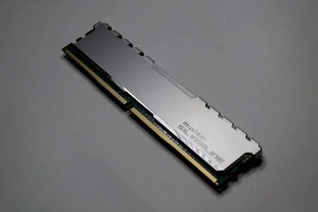 Alt view image 3 of 5 - Mushkin 32GB(1X32GB) Silverline DDR4 PC4-3200 3200MHz UDIMM 22-22-22-52 Desktop Memory Model MSL4U320NF32G