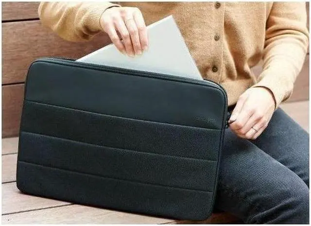 Alt view image 6 of 20 - Kensington 16" for Carrying Case Sleeve Black