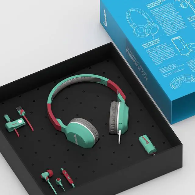 Alt view image 2 of 2 - Tribe Vespa Aquamarina Gift Set Headphones, Earphones, Cable & Car Charger