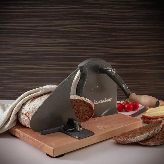 Alt view image 2 of 4 - Zassenhaus Manual Bread Slicer, Hand Crank Home Bread Slicer, 11.75" x 8", Gray