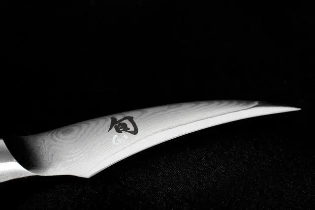 Alt view image 10 of 11 - Shun Classic 2.5" Bird's Beak Paring Knife with D-Shaped Pakkawood Handle, Ebony