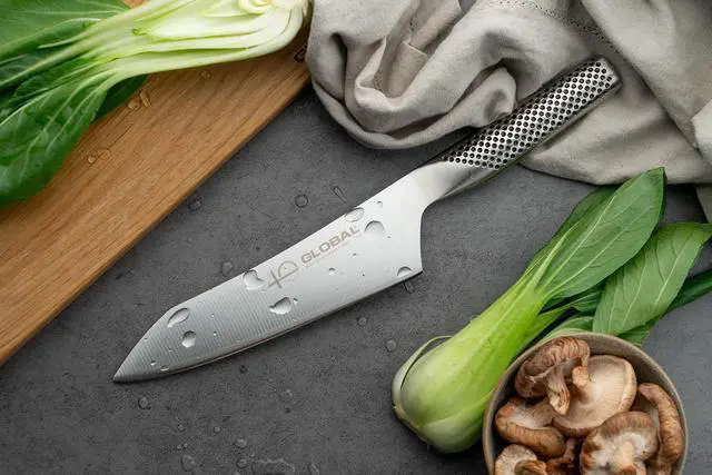 Alt view image 2 of 4 - Global 40th Anniversary 7" Asian Chef Knife