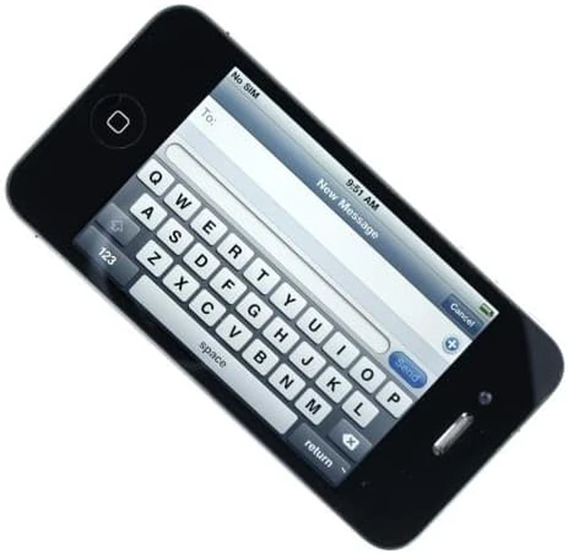 Alt view image 3 of 4 - Apple iPhone 4 8GB Black - Verizon