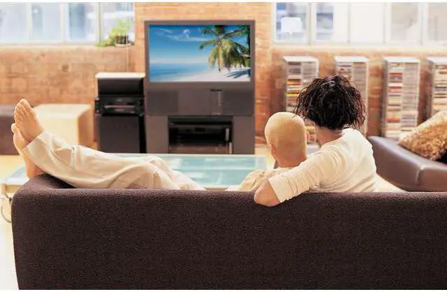 Alt view image 2 of 9 - WINEGARD FL-4000 FlatWave(R) Mini HD TV Antenna