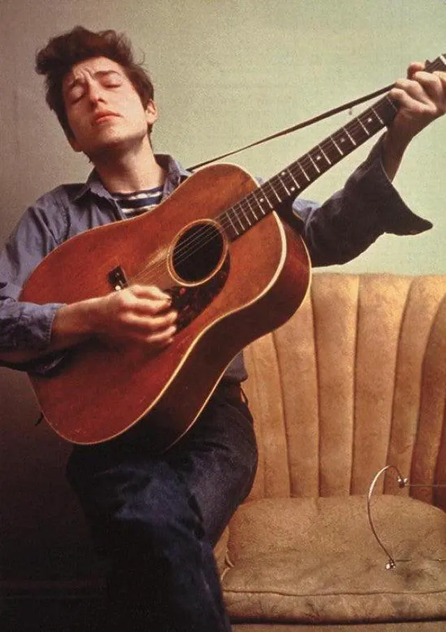 Main image of Bob Dylan Arm Chair Arm ChairGuitar Poster (24 x 36)