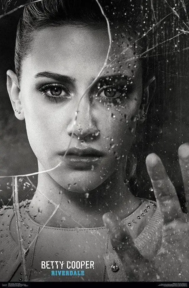 Main image of Riverdale - Shattered Betty Poster Print (22 x 34)