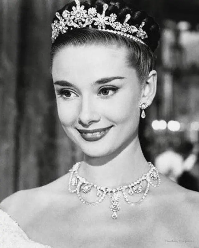 Main image of Audrey Hepburn Roman Holiday Poster Print (16 X 20)
