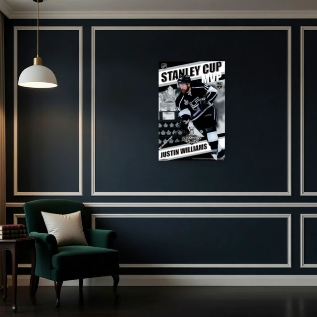 Alt view image 4 of 4 - 2014 Los Angeles Kings Justin Williams Stanley Cup MVP Poster Print