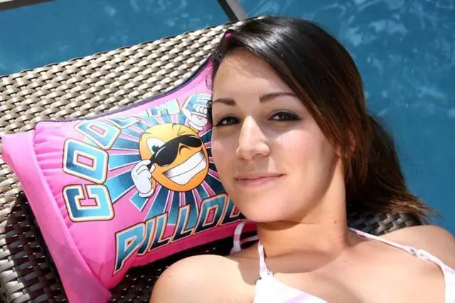 Alt view image 6 of 7 - Cool Head Pillow - Pool Water-Filled Pillow, Blue