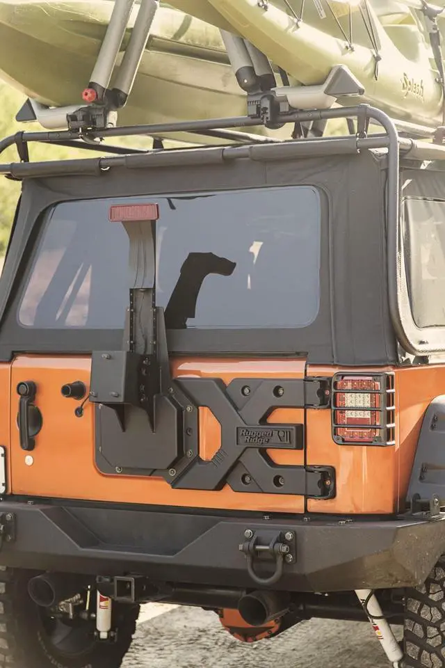 Alt view image 12 of 17 - Rugged Ridge 11546.50 Spartacus HD Tire Carrier Kit Fits 07-16 Wrangler (JK)