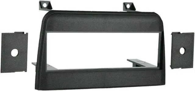 Alt view image 2 of 7 - Metra 99-3100 95-99 Saturn S Series facekit