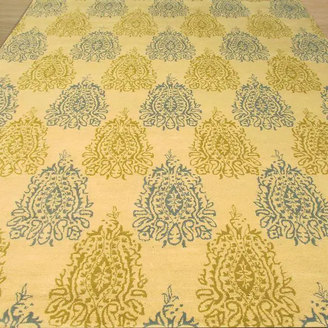 Alt view image 2 of 6 - Hand-tufted Wool Royal Paisley Rug