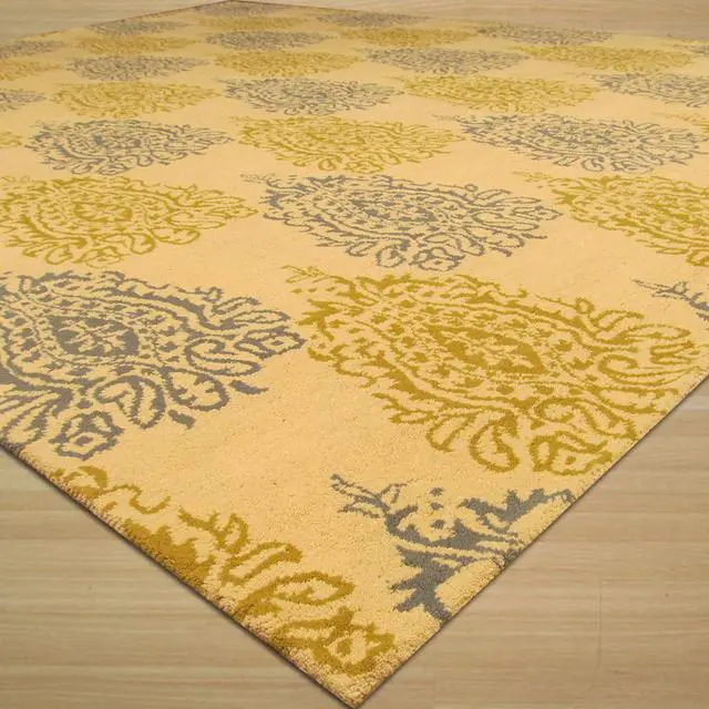 Alt view image 3 of 6 - Hand-tufted Wool Royal Paisley Rug
