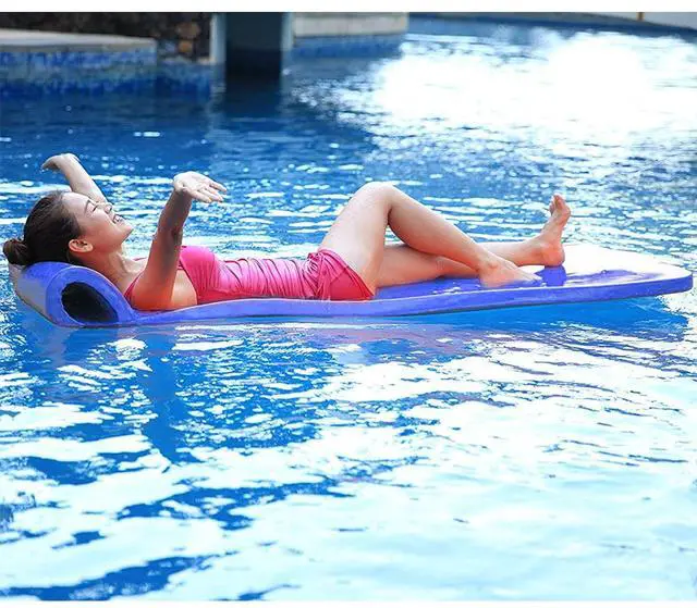 Alt view image 2 of 6 - Vandue Oversized Unsinkable Foam Cushion Pool Float (Ocean Blue)