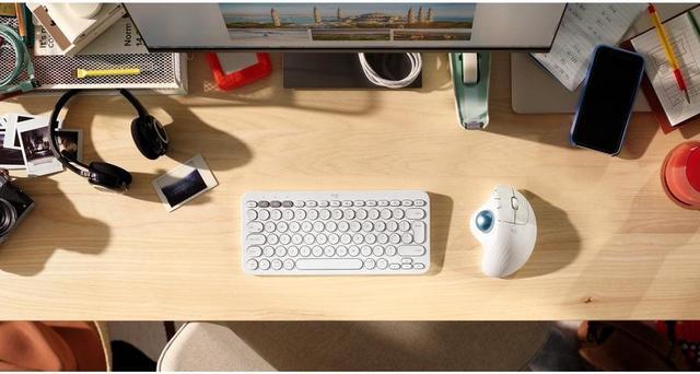 Alt view image 4 of 20 - Logitech ERGO M575 Wireless Trackball Mouse - Easy thumb control, precision and smooth tracking, ergonomic comfort design, for Windows, PC and Mac with Bluetooth and USB capabilities - Off White