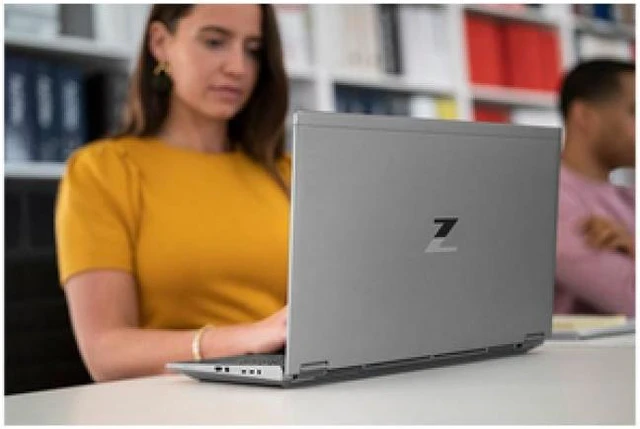 Alt view image 2 of 7 - HP ZBook Fury G7 17.3" Mobile Workstation - Intel Core i7 (10th Gen) i7-10850H Hexa-core (6 Core) 2.70 GHz - 16 GB RAM - 512 GB SSD - Windows 10 Pro - NVIDIA Quadro RTX 3000 with 6 GB, Intel UHD